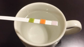 塩素があるから水が飲める、でも有毒物質
